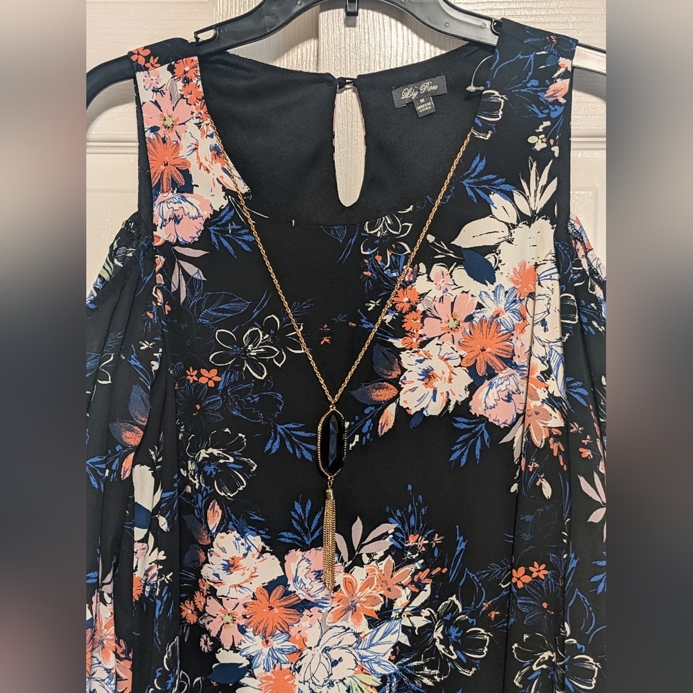 5/$25 Lily Rose Floral Dress with Necklace - Picture 2 of 8
